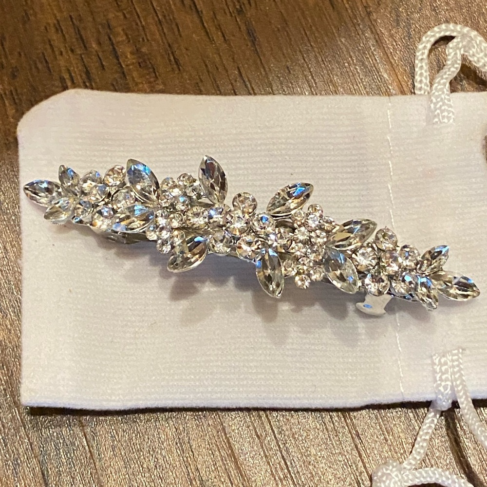 COPY - NEW BRIDAL BARRETTE 🤍